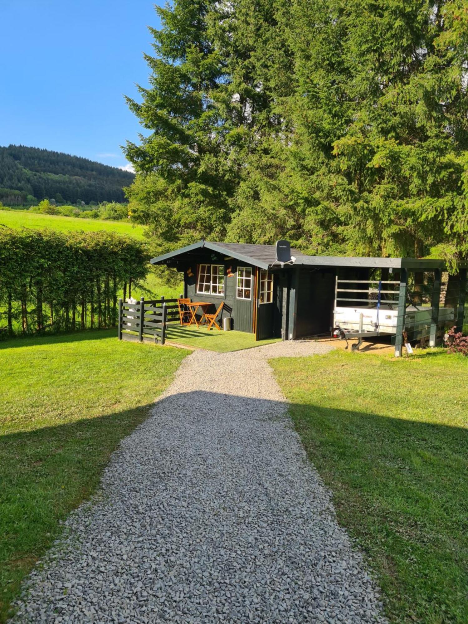Guesthouse Wallenborn - Lodge Exterior foto